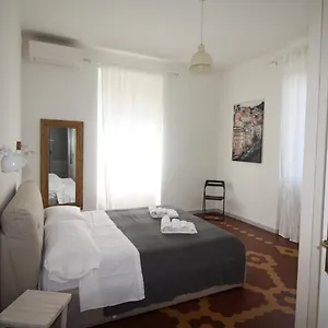 Apartment A Un Passo Dal Mare, La Spezia